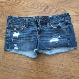 AE. Jean Shorts